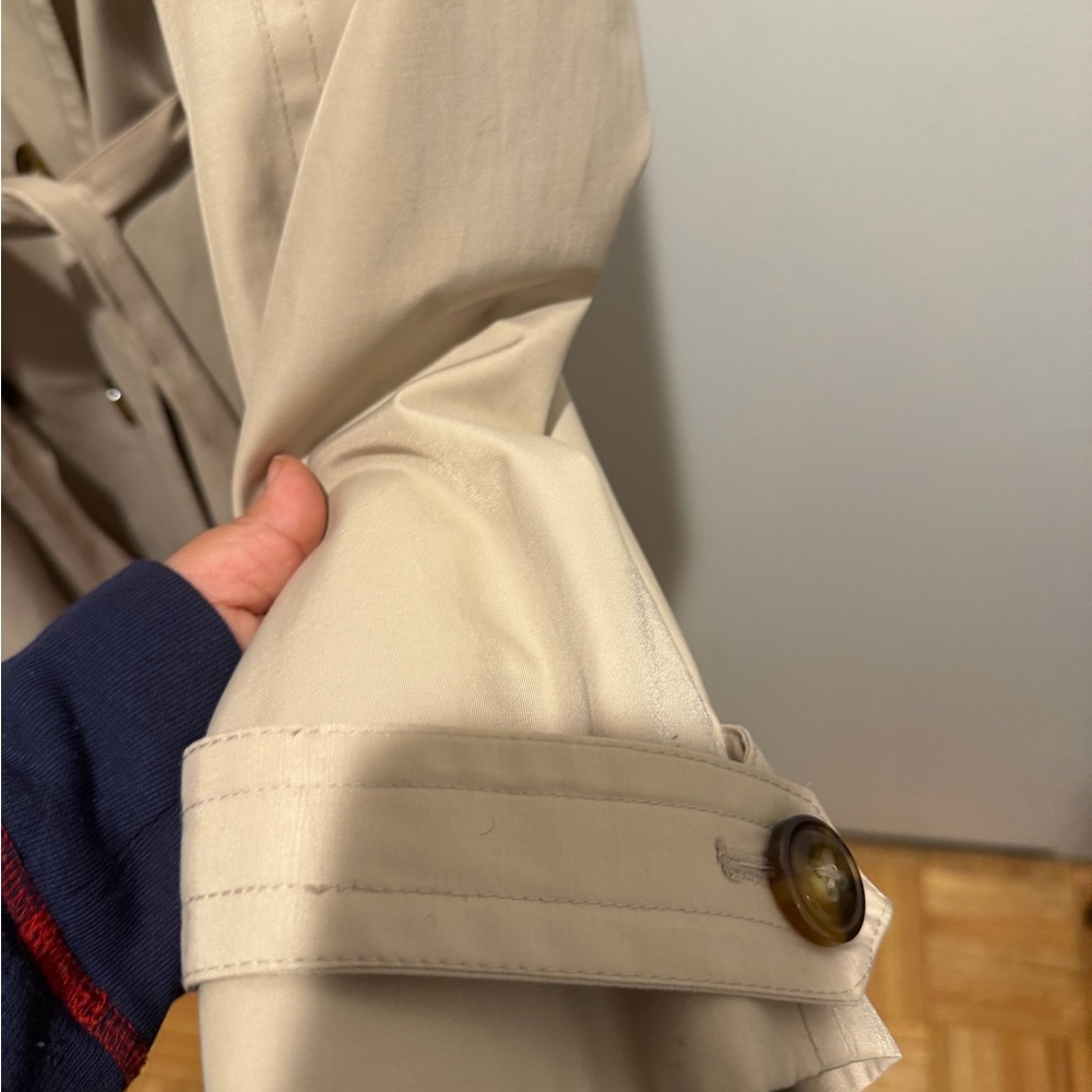 London Fog Classic Beige Trench Coat - Picture 5 of 9